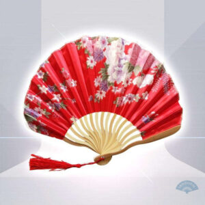 Éventail chinois rouge décoratif