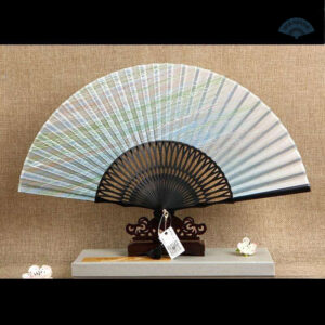 Éventail décoratif chinois pour un style raffiné et délicat