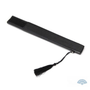 Éventail noir, accessoire traditionnel espagnol