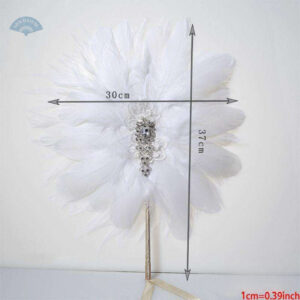 Éventail en plumes, accessoire de mariage raffiné