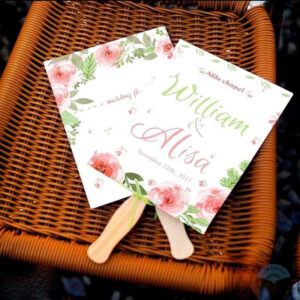 Eventails mariage en carton avec designs uniques
