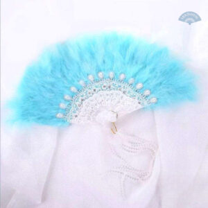 Éventail en plumes bleues élégant et coloré