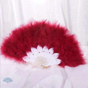 Éventail en plumes rouges élégant et coloré