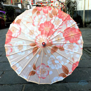 Ombrelle chinoise à fleurs orangées élégante et colorée