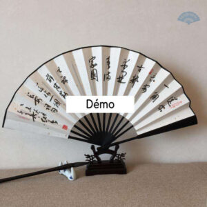 Accessoire pratique pour mettre en valeur les éventails chinois
